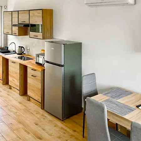 2 Bedroom Gorgeous In *