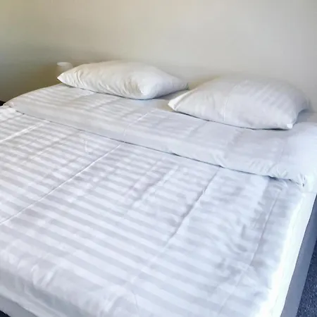 2 Bedroom Gorgeous In Nyaraló Pustkowo