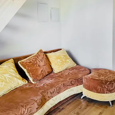 2 Bedroom Gorgeous In *