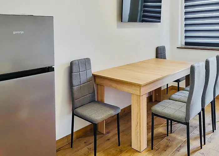 2 Bedroom Gorgeous In