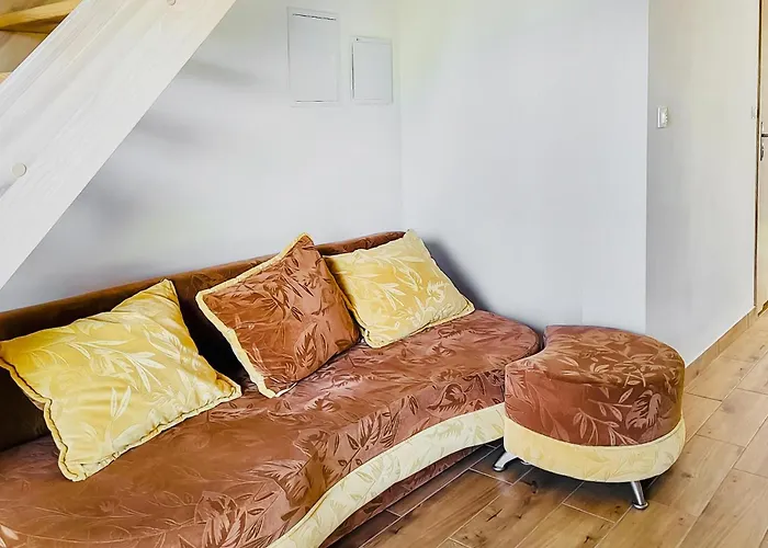 2 Bedroom Gorgeous In *